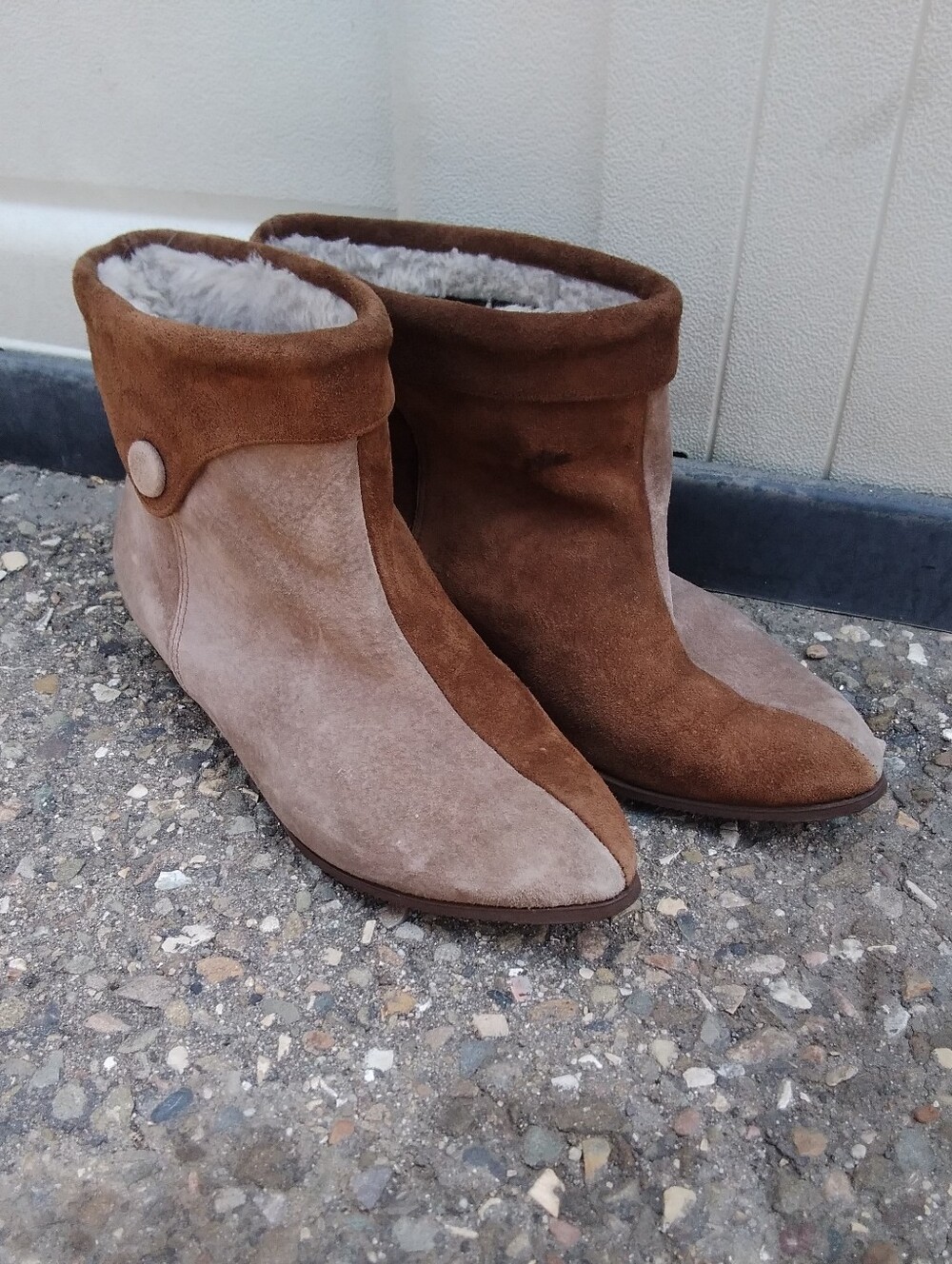 Vintage Cobbies Booties Ankle Boot 70s 80s Shoe Suede Brown Point Toe